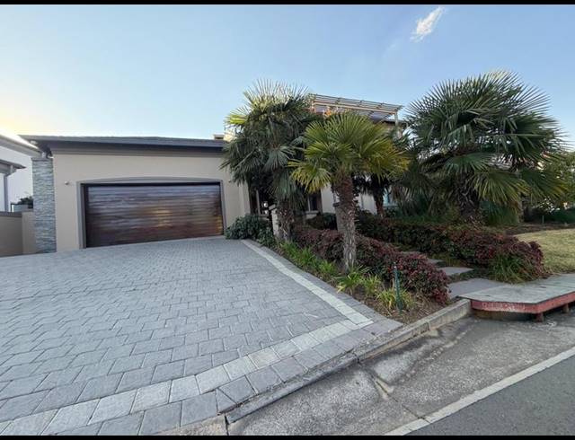 4 BEDROOM HOUSE FOR SALE IN BLUE VALLEY GOLF ESTATE